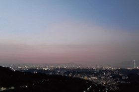 ���d���I����